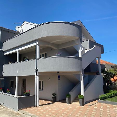 Apartments Nada Sukošan Extérieur photo