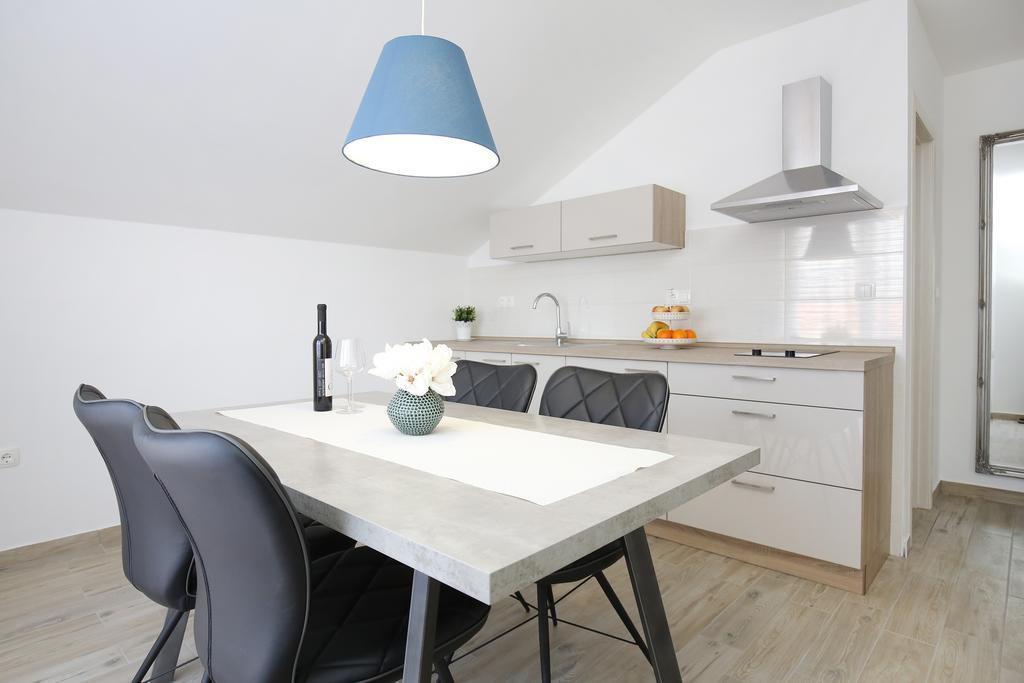 Apartments Nada Sukošan Extérieur photo