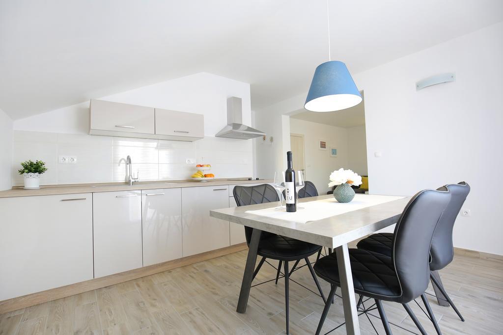Apartments Nada Sukošan Extérieur photo