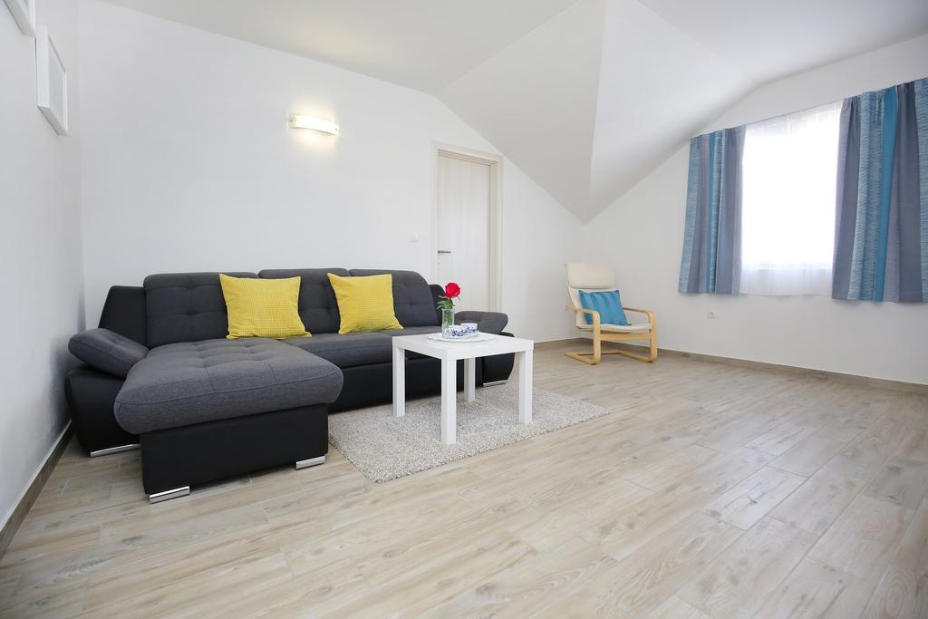 Apartments Nada Sukošan Extérieur photo