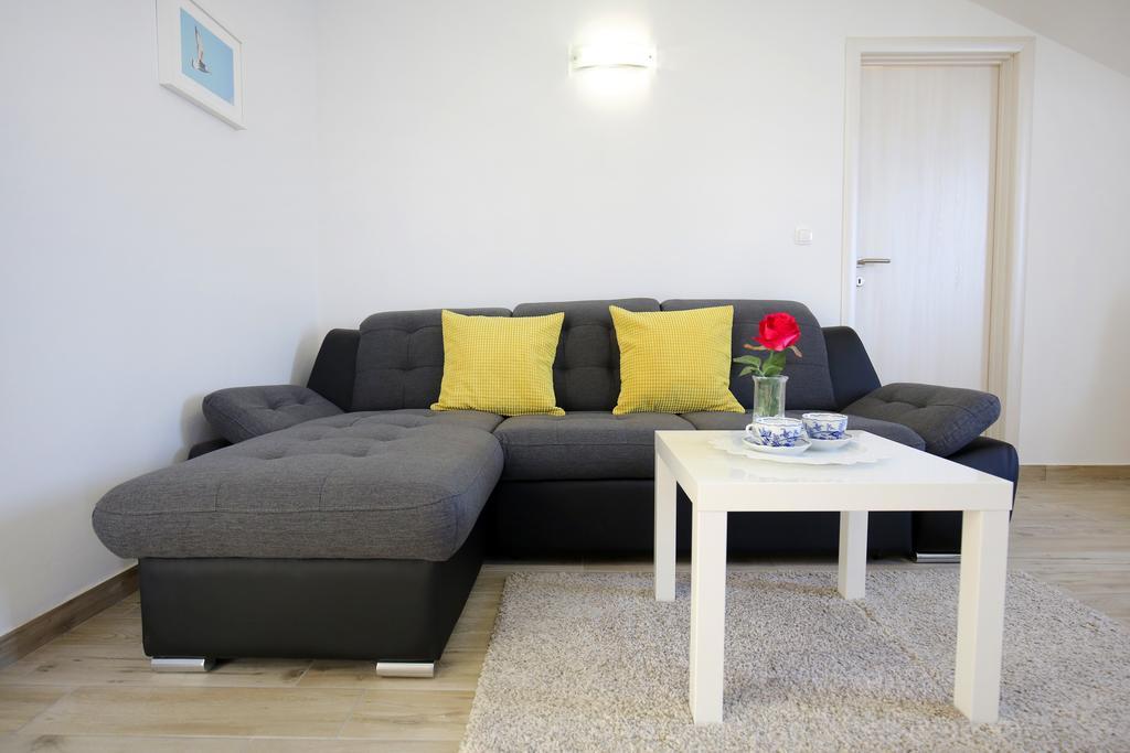 Apartments Nada Sukošan Extérieur photo