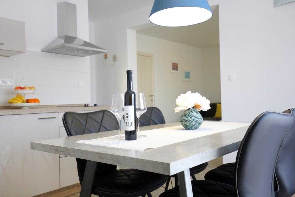 Apartments Nada Sukošan Extérieur photo