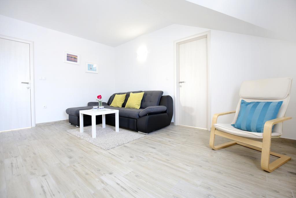 Apartments Nada Sukošan Extérieur photo